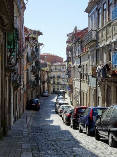porto-portugal-alley