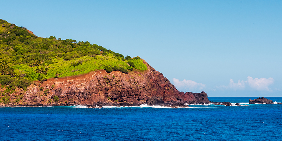 end of island touching ocean